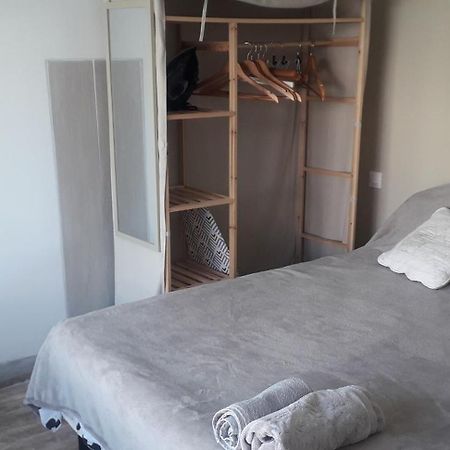 Logement Independant Au Calme Proche Toutes Commodites Et Transports لو كانيت المظهر الخارجي الصورة