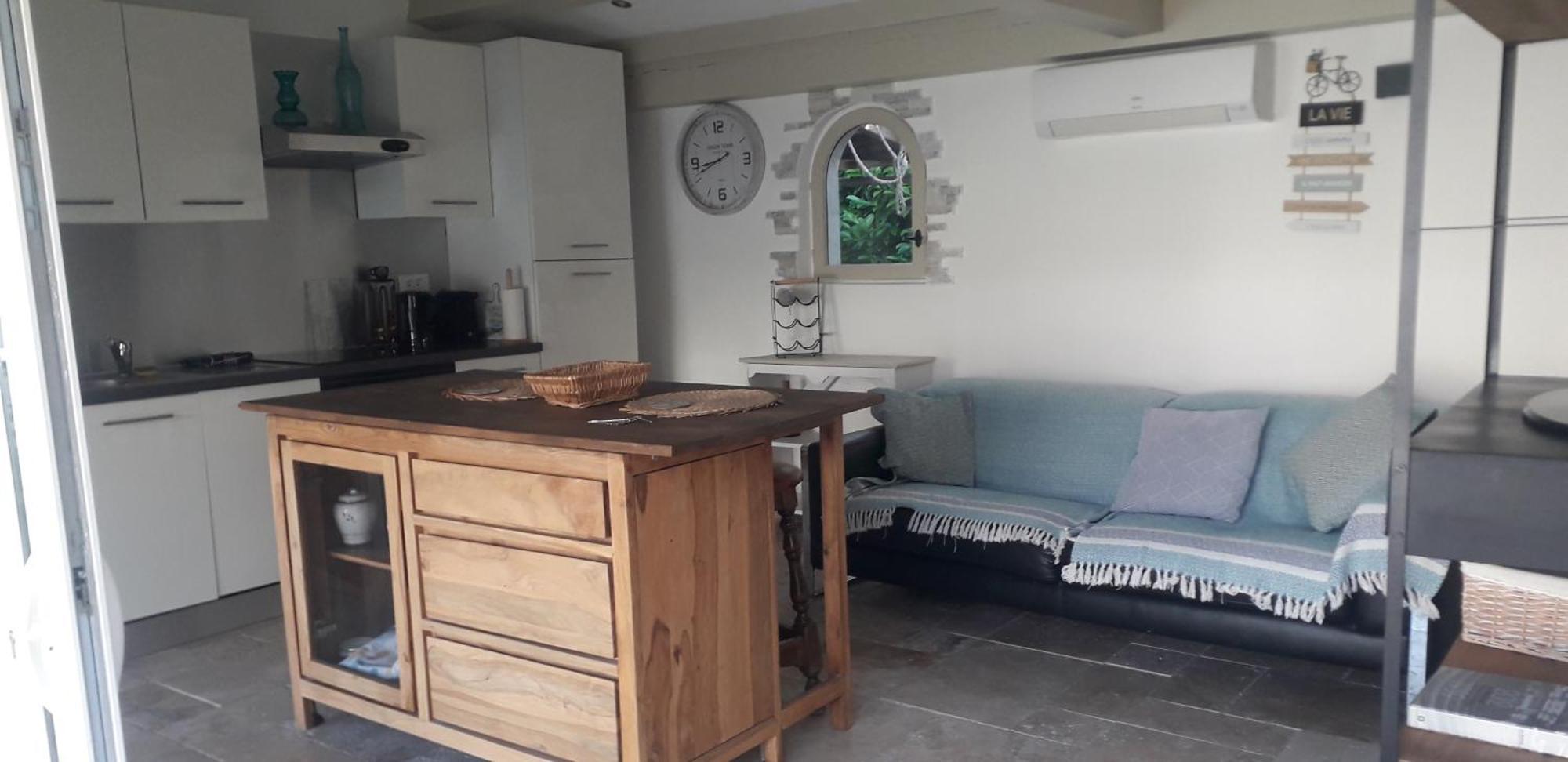 Logement Independant Au Calme Proche Toutes Commodites Et Transports لو كانيت المظهر الخارجي الصورة